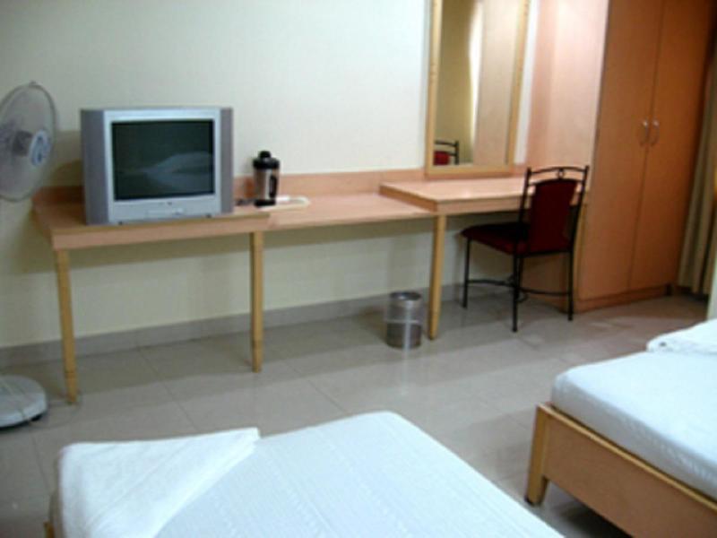 Hotel Padmini Residency 하이데라바드 외부 사진